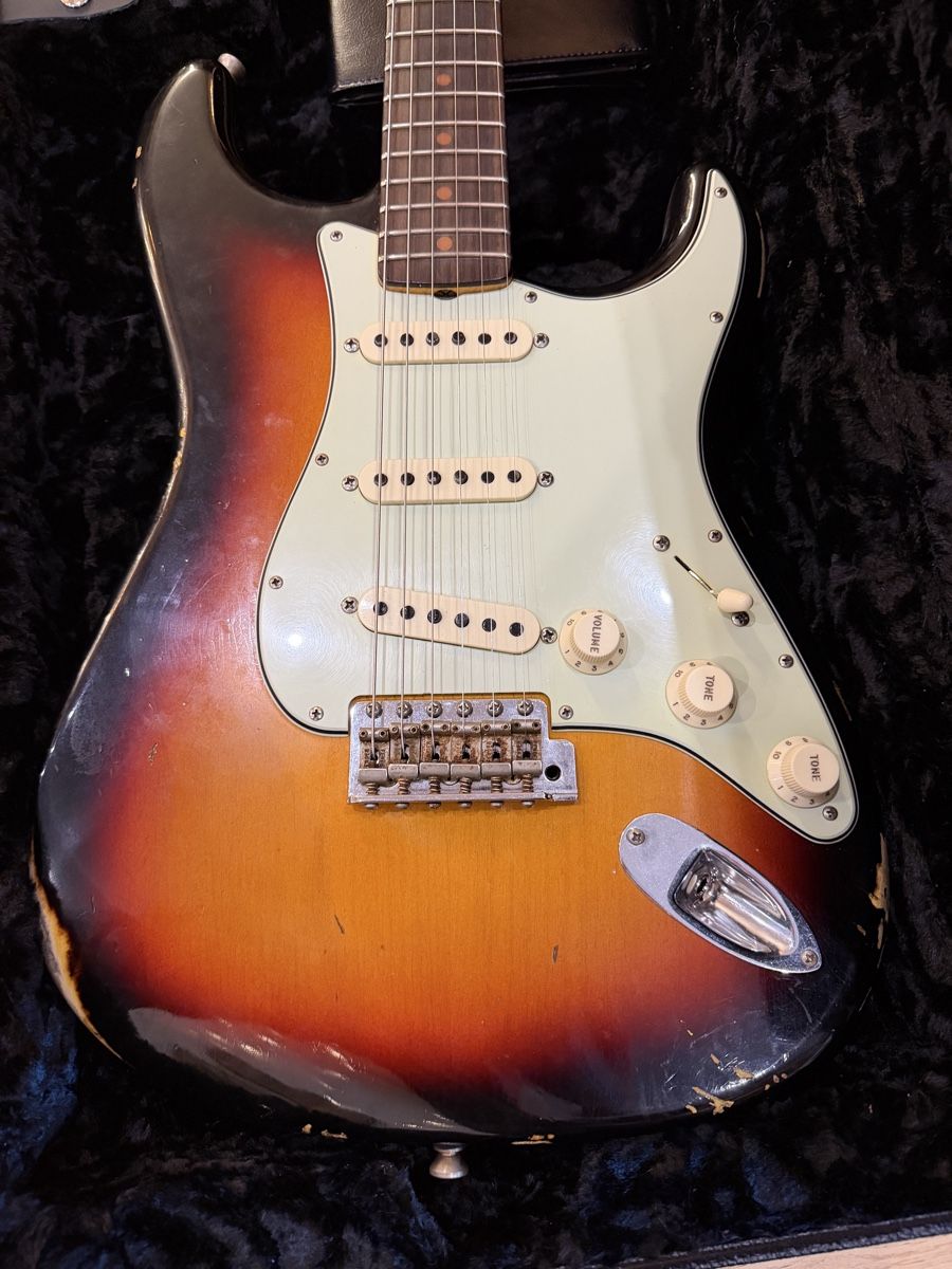 Fender Instruments de musique: Willcut "The 63" Stratocaster Custom Shop – D'occasion à Gais par Dwmilo 6