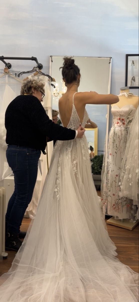 Vestiti: Brautkleid – Usato da Hinwil venduto da she_9lzv