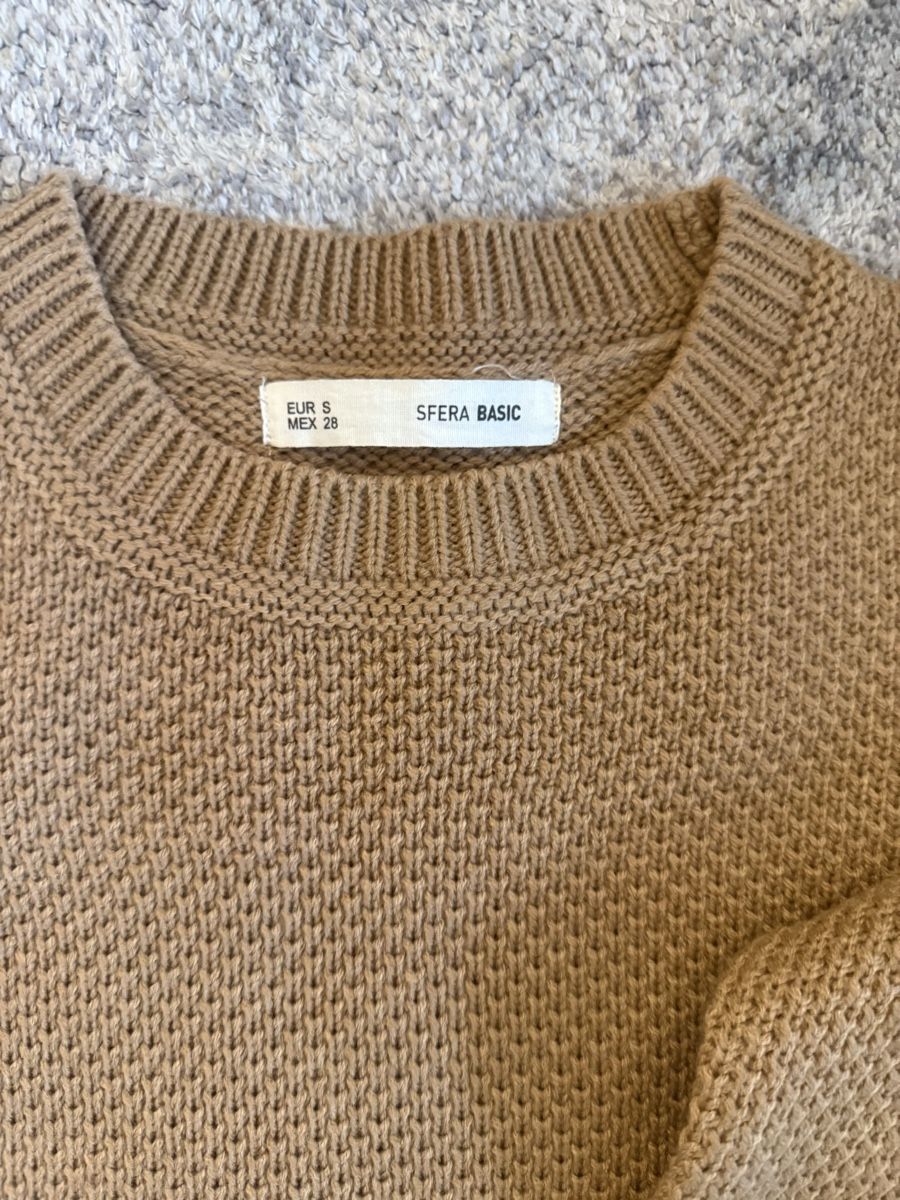 Pullover & Sweatshirts: Sfera Basic Beige Knit Sweater, Size S, Fall Essential – Neu (gemäss Beschreibung) aus Montreux von jvo_vg8n 1