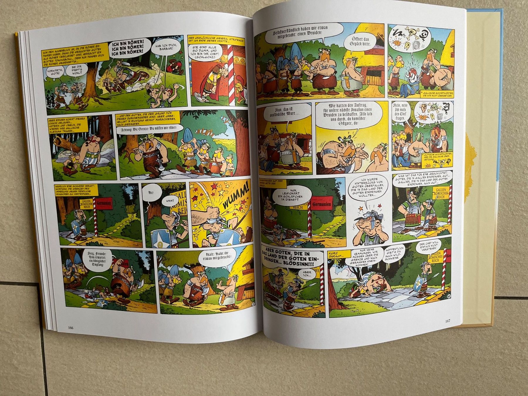 Comics: Asterix Edition Omnibus I - Comic Collection – Neu (gemäss Beschreibung) aus Altendorf von  4