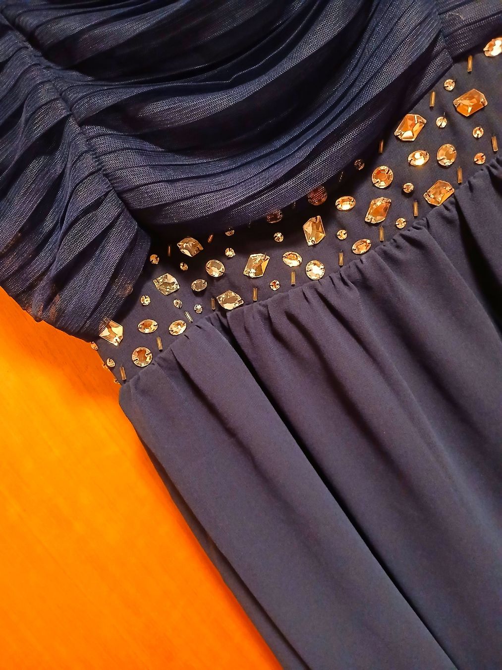 Vestiti & Gonne: Abschlusskleid/Konfirmationskleid – Usato da Reutigen venduto da CorinaAeschlimann 4