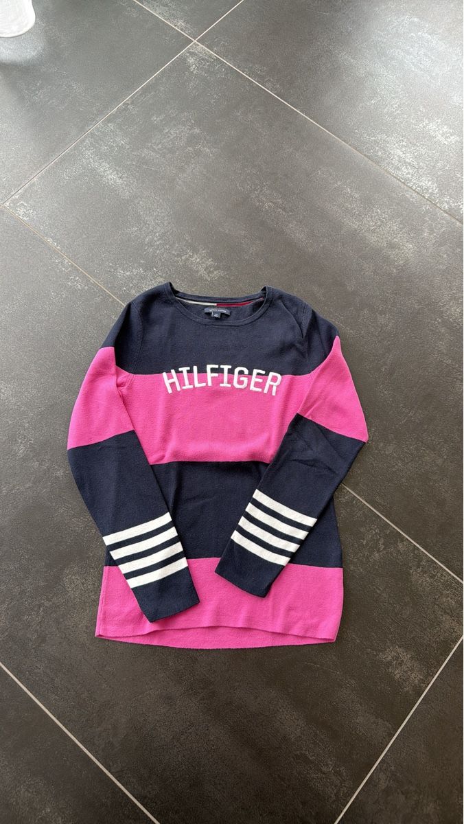 Tommy Hilfiger Maglioni & Felpe: Tommy Hilfiger Pullover pink/navy Gröss L – Usato da Hindelbank venduto da Bstalder