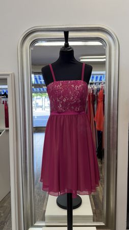 Eleganter Fuchsia Spitze Top Chiffon Rock Kleid Größe 34 