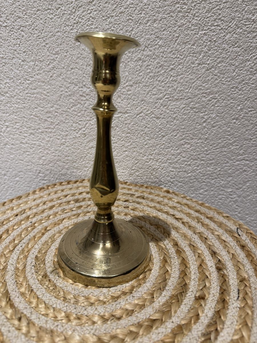 Portacandele: Vintage Kerzenständer aus Messing – Usato da Balsthal venduto da Narulya