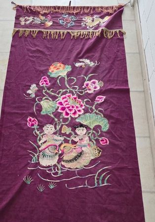 Chinesischer Wandbehang Rollbild Stickerei auf Seide