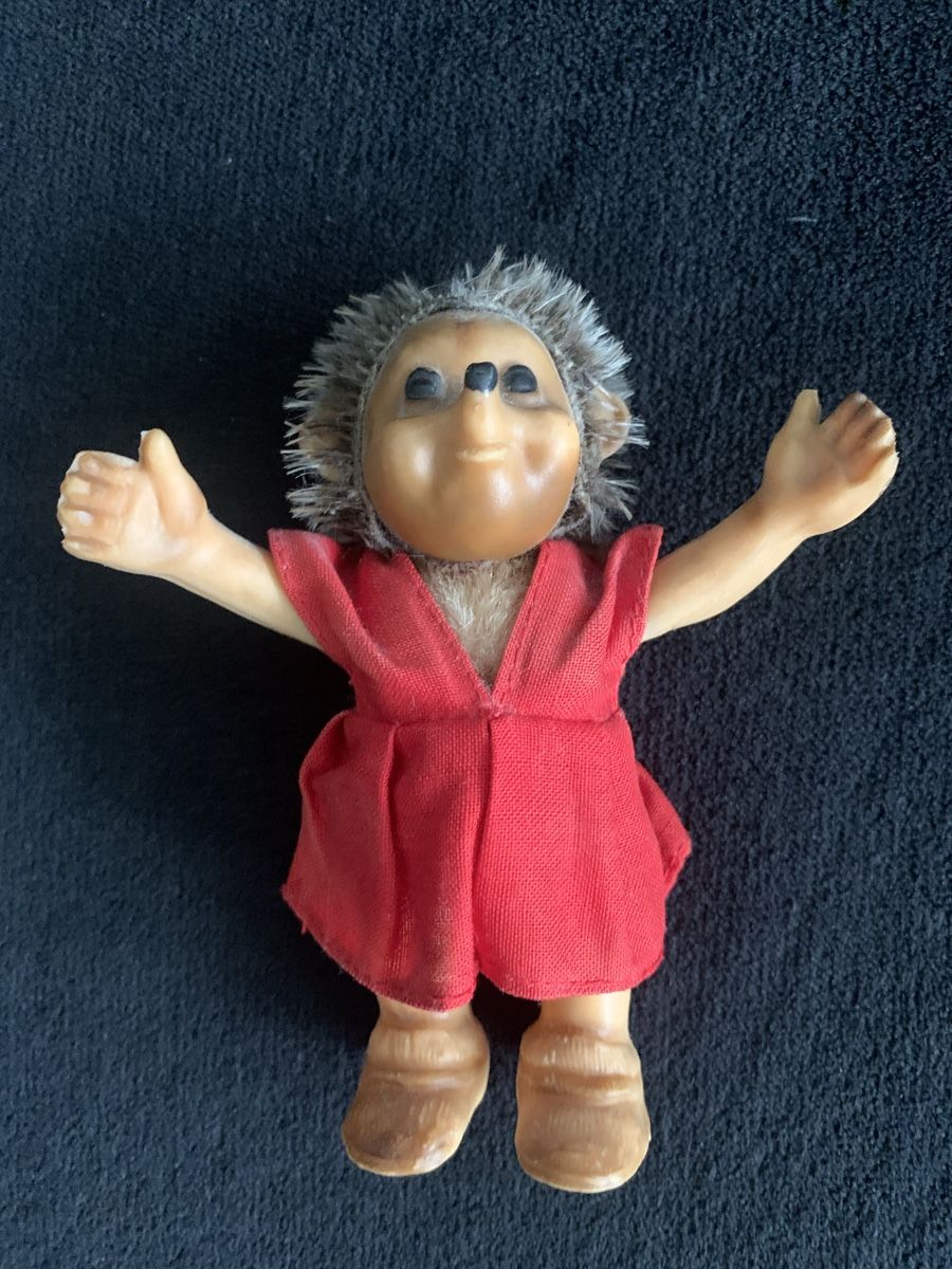 Statuette: Vintage Mecki Igel Steiff 12 cm – Usato da Emmen venduto da Bgucci_girl