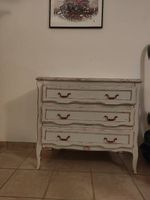 Meuble / commode 3 tiroirs style campagne  blanc patiné