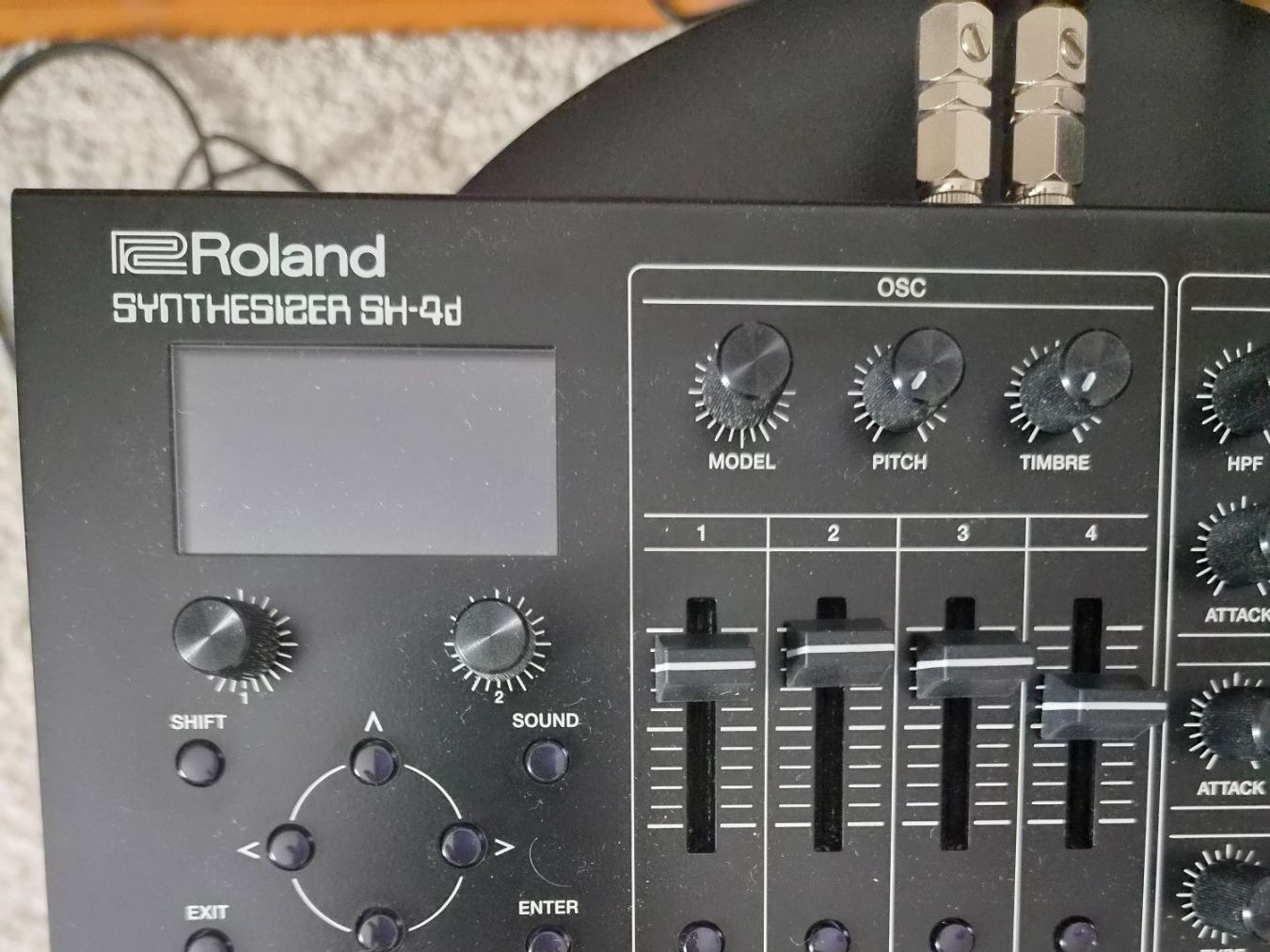 Roland Musikinstrumente: ROLAND SH-4d :Drummachine,Sequenzer & Synthesizer in einem!! – Gebraucht aus Zuerich von KEYSTORE 4