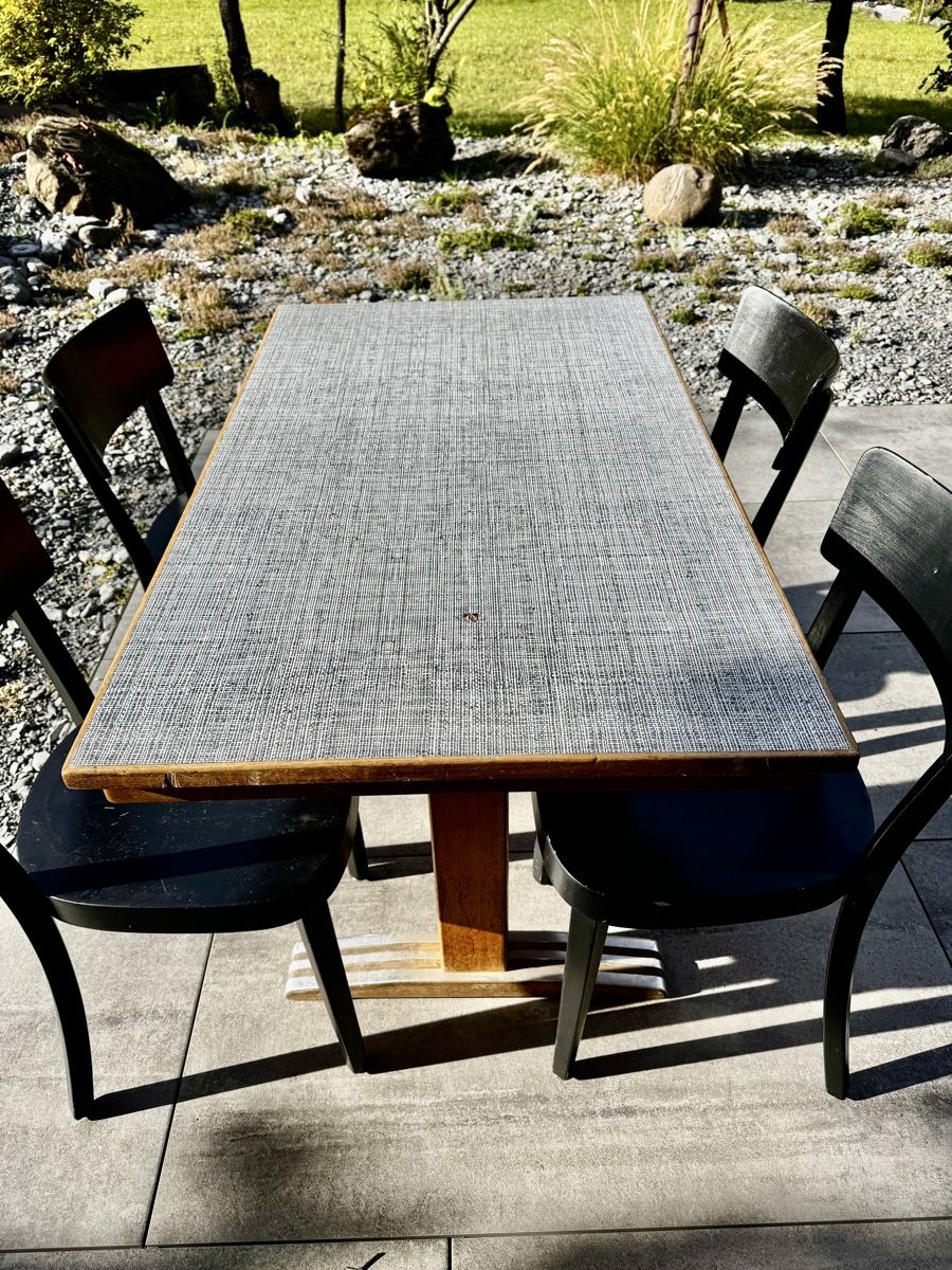 Horgen Glarus Tischset: Horgen Glarus Tisch u 4 Stühle  – Gebraucht aus Kandersteg von Hakose 5