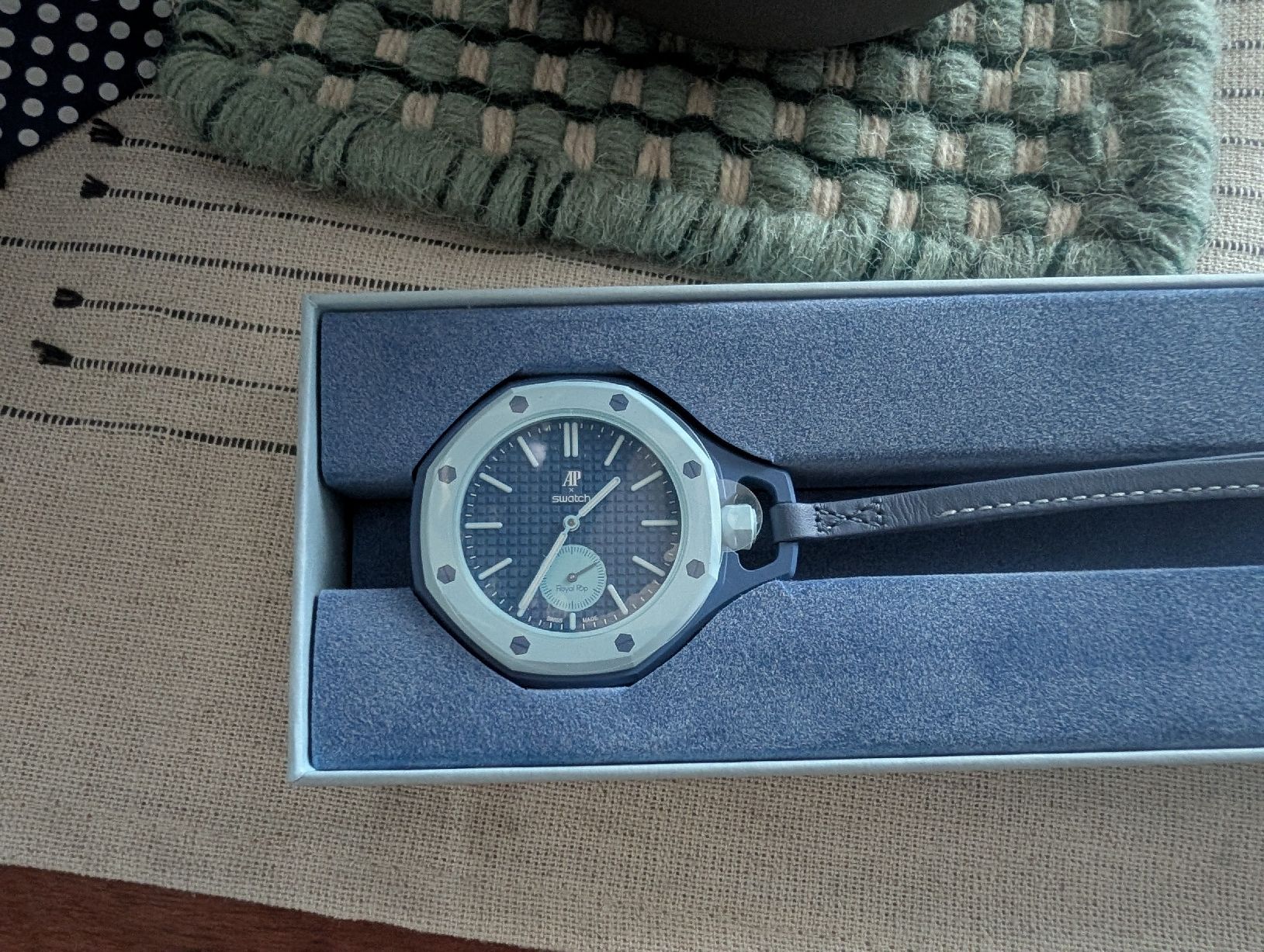 Audemars Piguet Orologi: AP x Swatch - Royal Pop - Lan Ba – Nuovo e nell'imballaggio originale da Regensdorf venduto da benny.pajoo 4