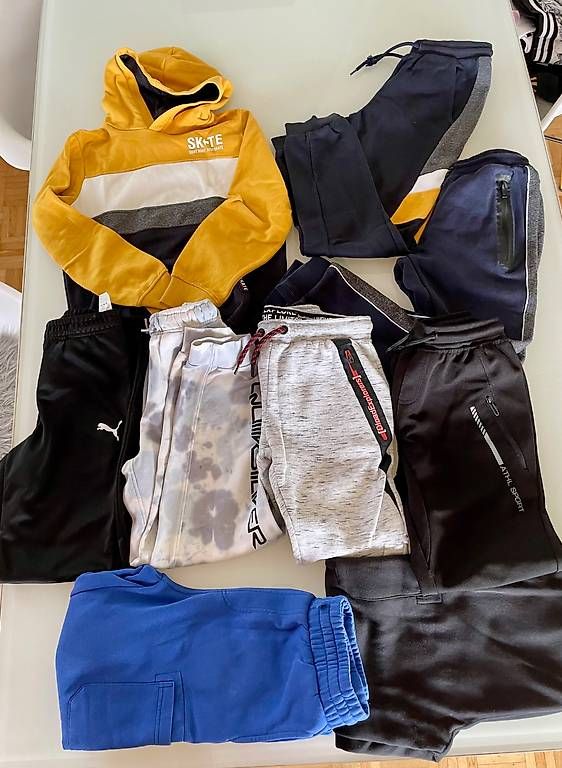 Lotti & Set di vestiti: Riesiges Kleiderpaket Gr. 146/152 – Usato da Lufingen venduto da mar_v5lj 2
