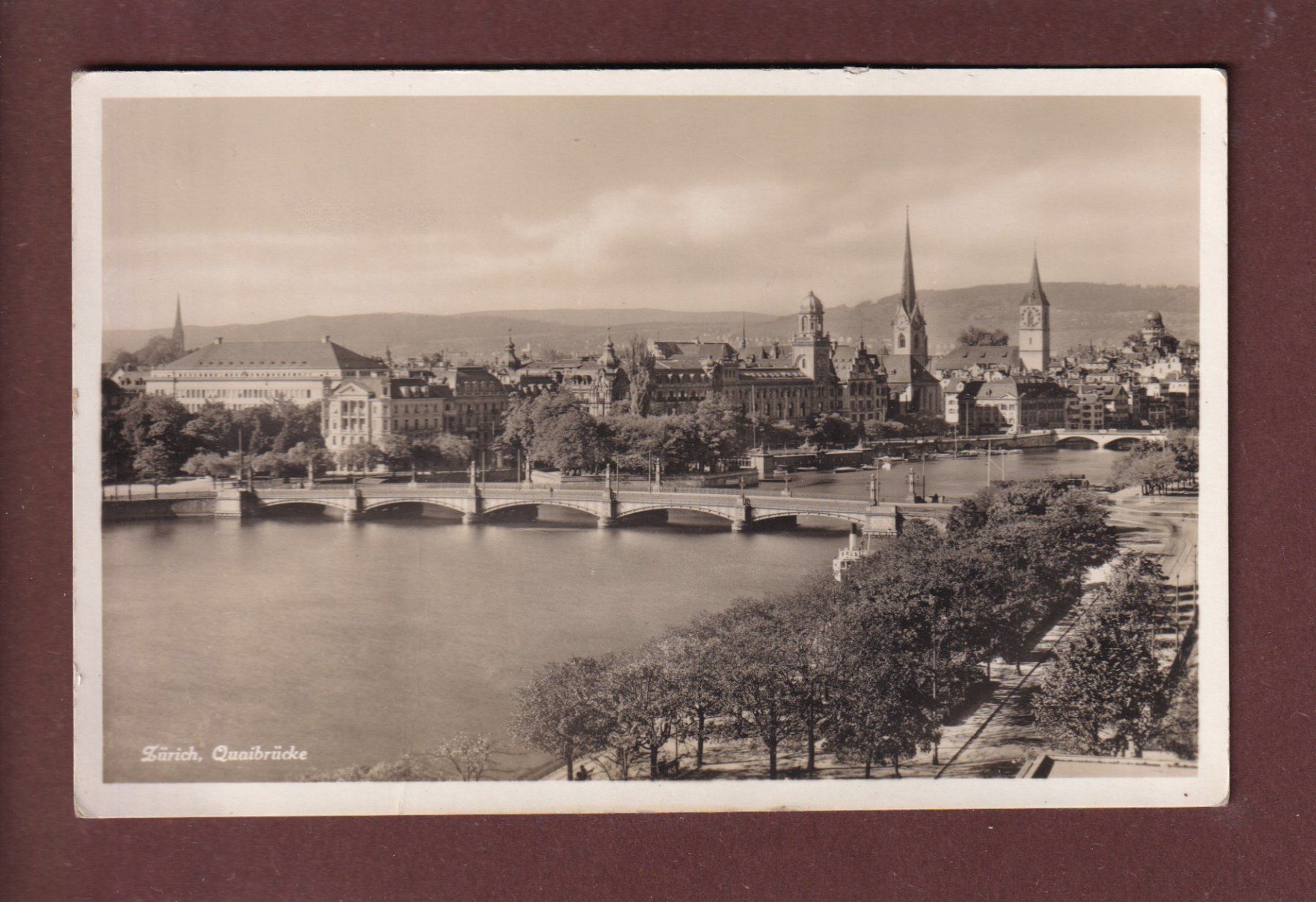 Cartoline postali: ZÜRICH - Quaibrücke - 1930 – Usato da Pully venduto da nicecards