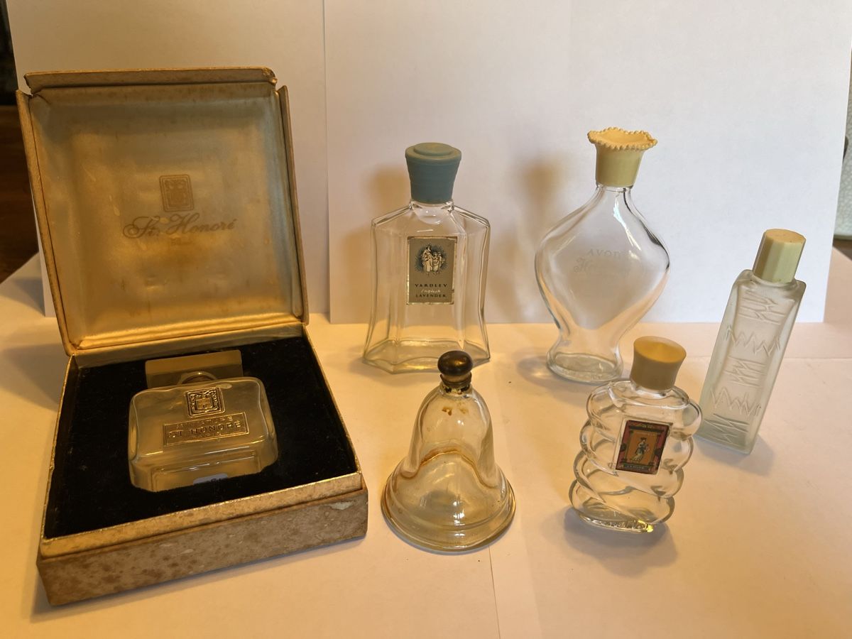 Profumi & Eau de Toilette: Parfümflaschen vintage.     #5 – Usato da Lugano venduto da Emi.2798