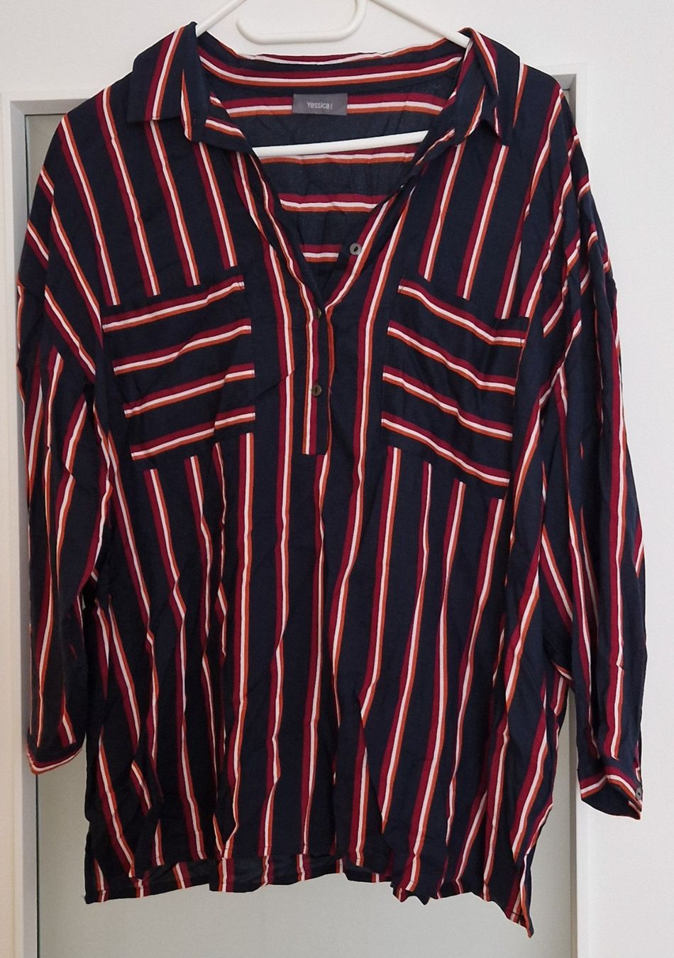 Camicette: Blouse grandeur 40 – Usato da Couvet venduto da Pioune