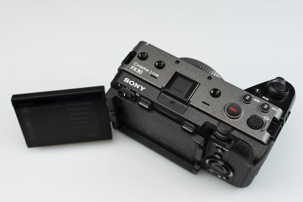Sony FX30 Cinema Line 26.1MP APS-C BSI CMOS Sensor (Gebraucht) in ...