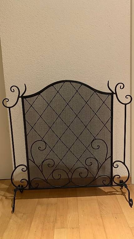 Accessori: Funkenschutz 70x70 – Usato da Kloten venduto da PapaKilo 1