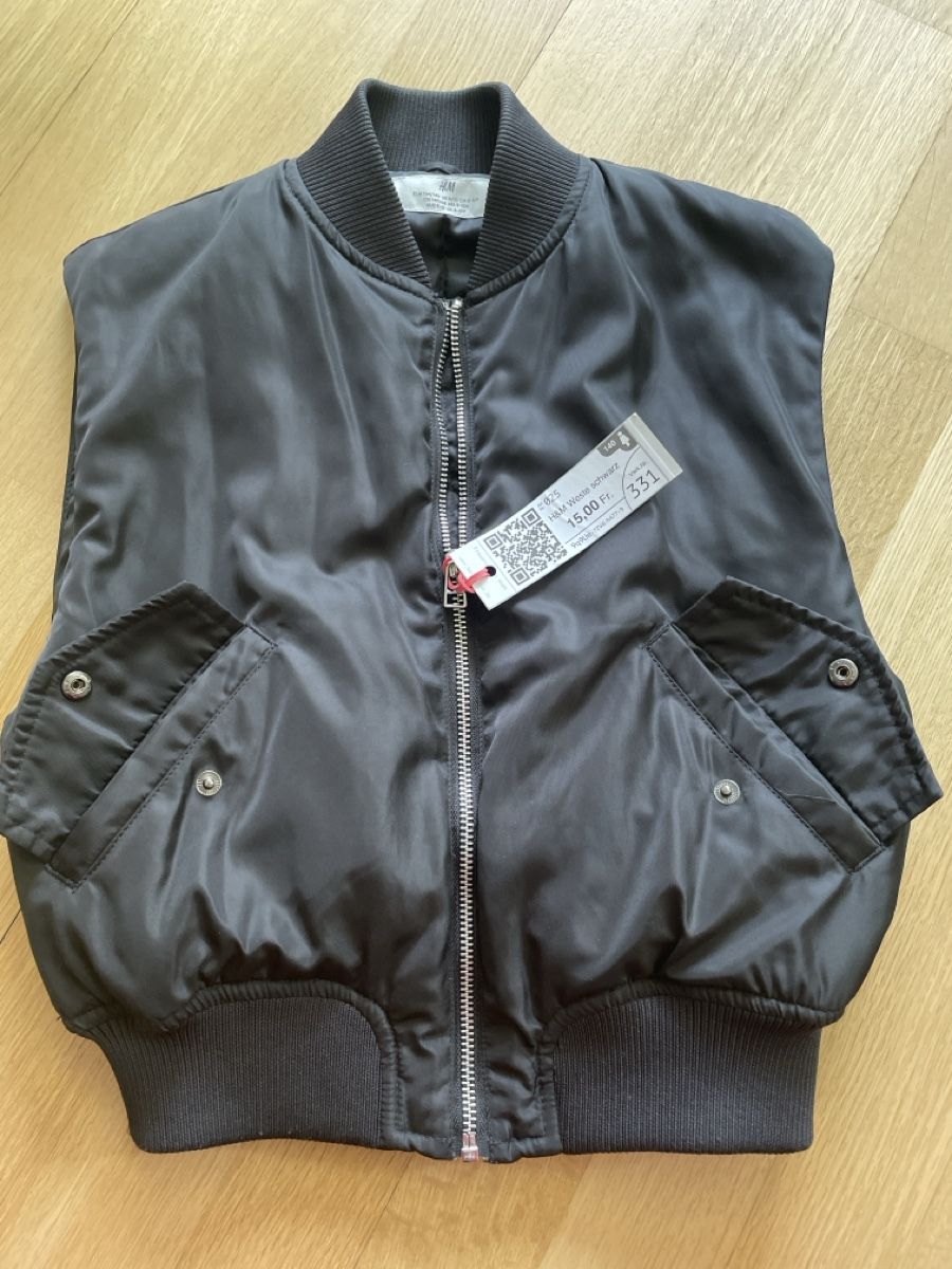H&M Gilet & Giacche: Schwarze H&M Weste, Top Zustand – Usato da Rüfenacht BE venduto da Edinas_shop