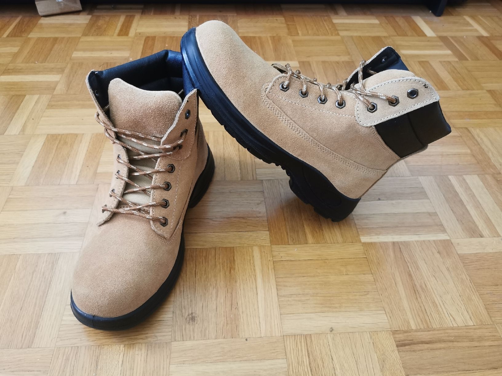 Scarpe da uomo: Winter Schuhe 44 – Nuovo (secondo la descrizione) da Bern venduto da ged_ffx9 1