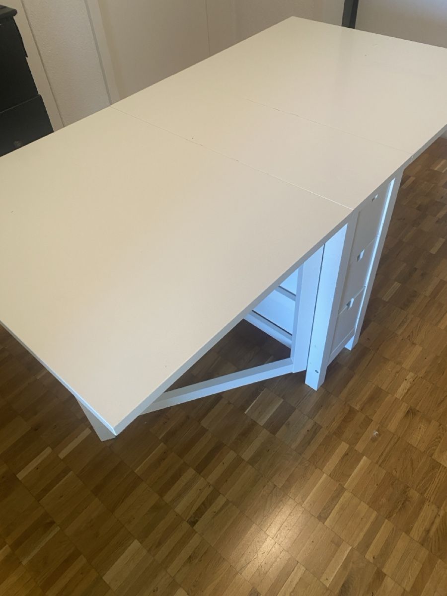 Tables: IKEA Klapptisch – D'occasion à mettmenstetten par Lewa000 1