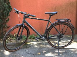 Schwarzes Alu City Bike im Top Zustand, 54