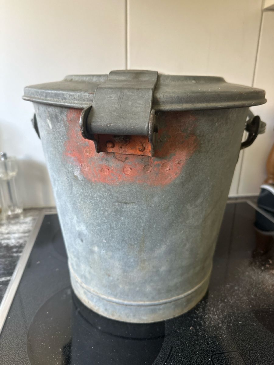 Ochsner Cestini per rifiuti: Vintage Oechsner Kübel, Eimer mit Deckel, 15 Liter  – Usato da Zürich venduto da Chaeffeler 4