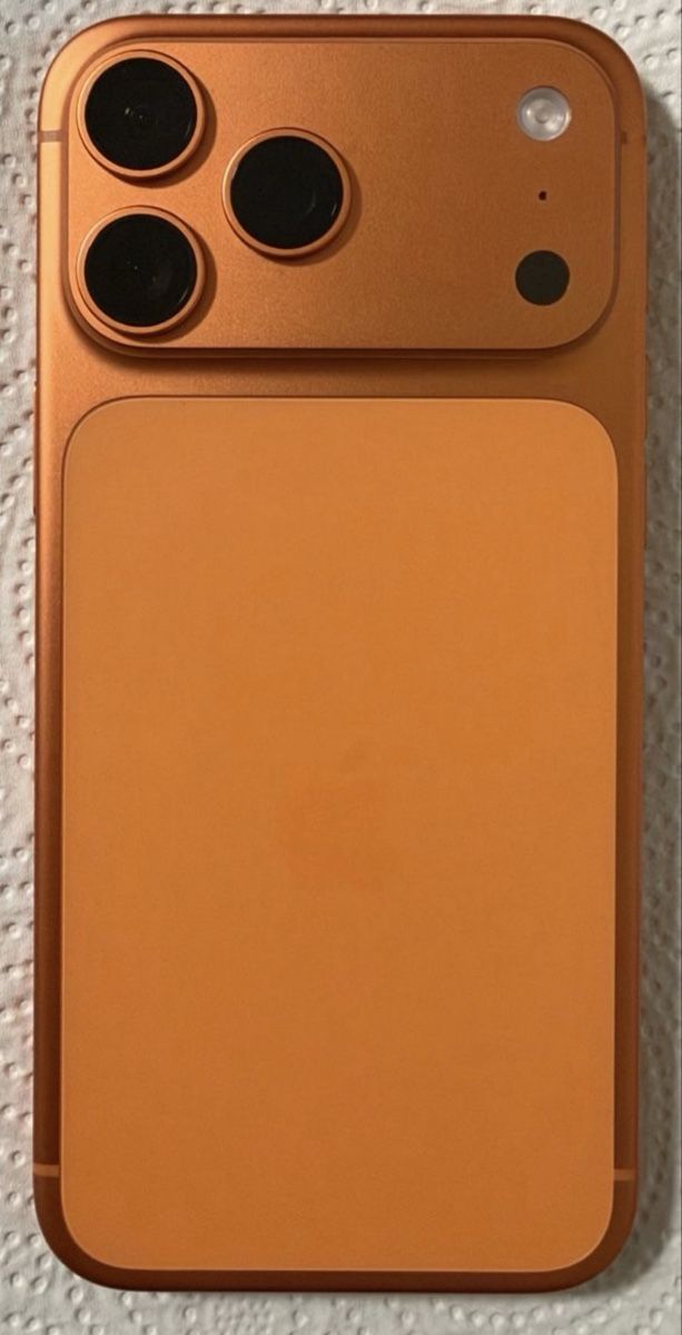 Apple Portables: iPhone 17 pro 256GB  – D'occasion à Lamone par Varna82