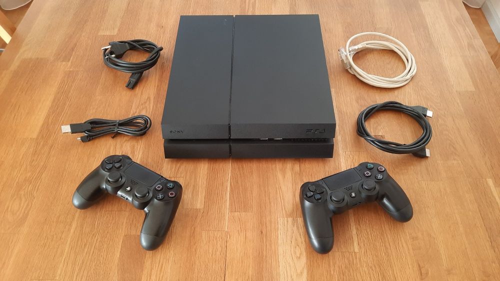Sony Playstation 4 1TB   2 Dualshock Controller   25 Spiele! | Kaufen auf Ricardo