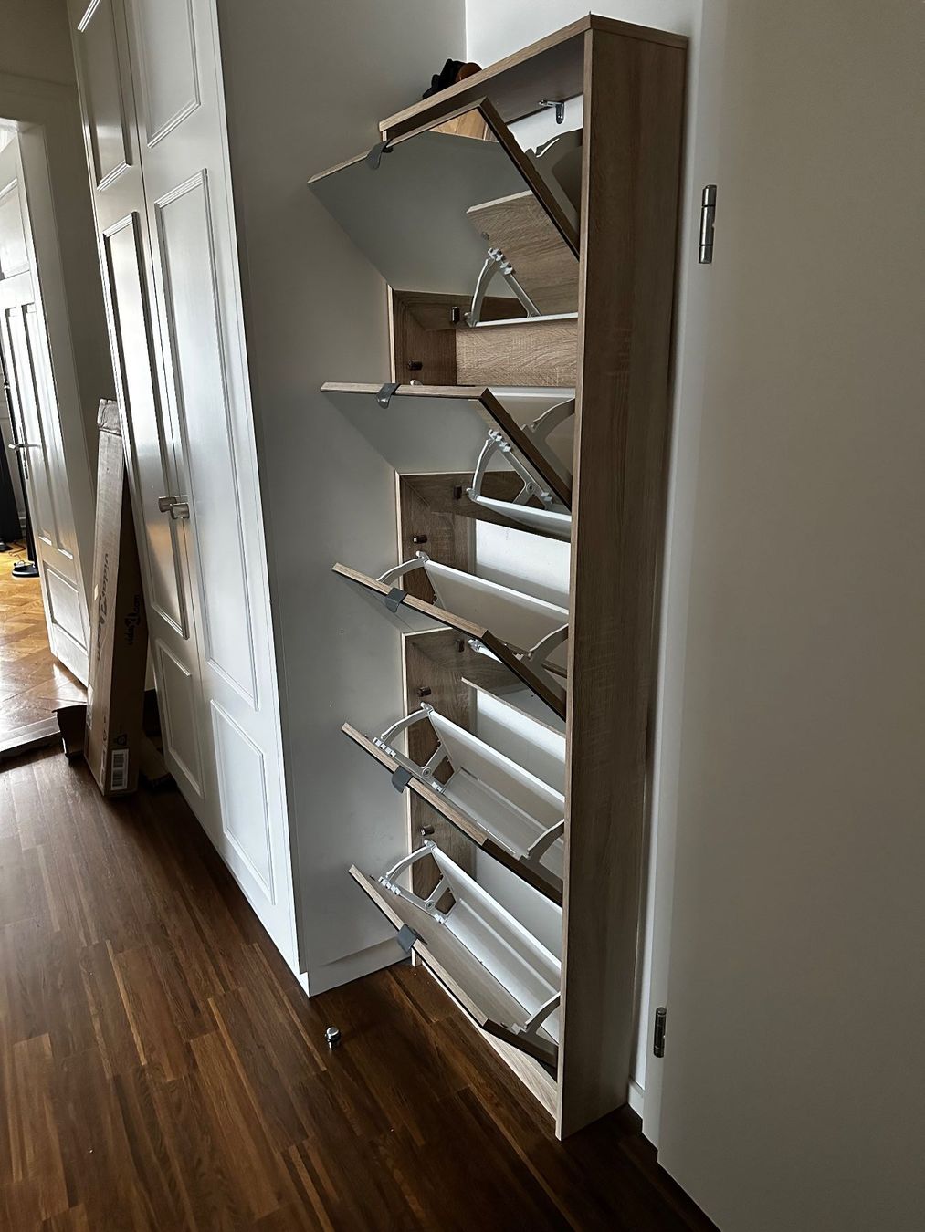 Schränke: Schuhschrank mit Spiegelfront – Gebraucht aus Zürich von and_89pv 2