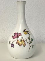 WEDGWOOD „SWALLOW“ Knochenporzellan–Solifleurvase, 13 cm