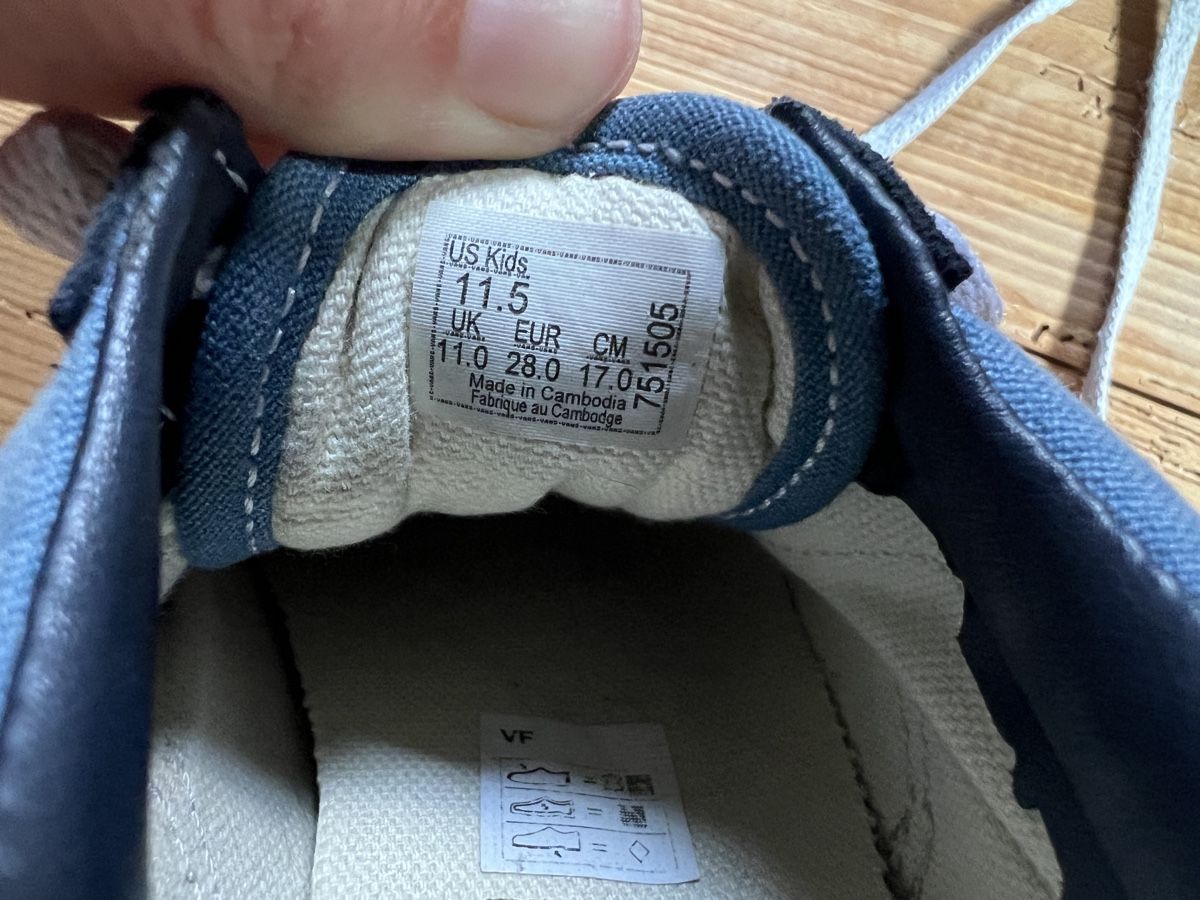 Vans Scarpe per ragazzi: Vans Turnschuhe Kinder Grösse 28 gebraucht – Usato da Wohlenschwil venduto da SmokyAnnie 5