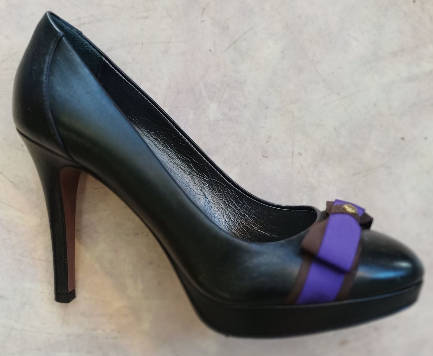 Navyboot Damenschuhe: High Heels Pumps im 36 von Navyboot – Gebraucht aus Merenschwand von Brockinell 1
