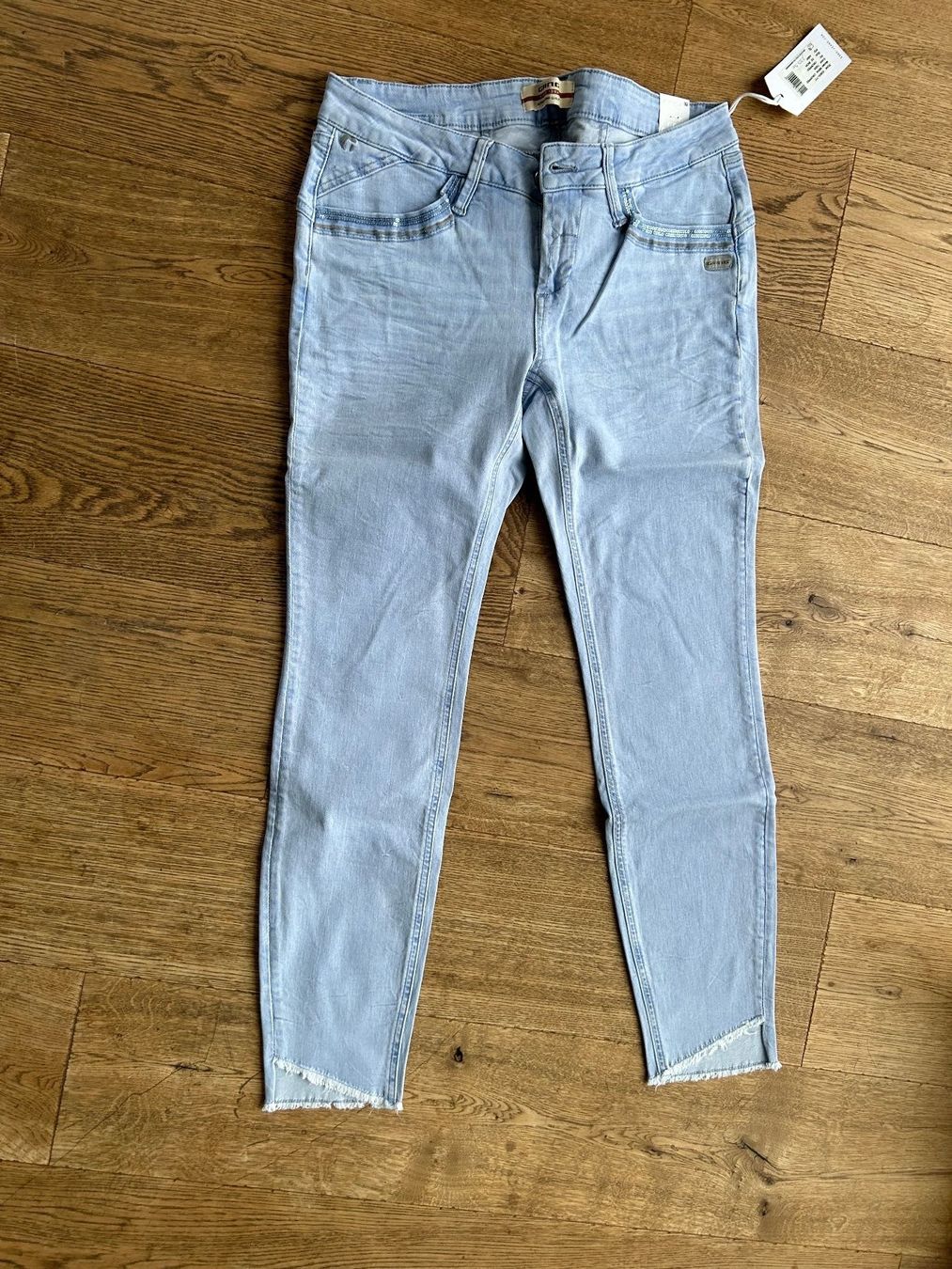 Gang Jeans: Jeans, Gang, ++NEU++, 32 – Nuovo (secondo la descrizione) da Stettfurt venduto da outlet72