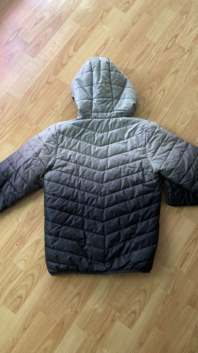 Ellesse Giacche & Cappotti: Ellesse Winterjacke, Graffitidesign, Top Zustand, Grösse M – Nuovo (secondo la descrizione) da Frauenfeld venduto da Sibi75 2