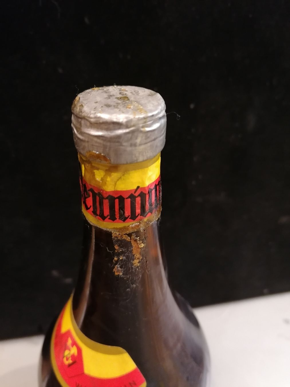 Spirituosen: Bouteille vintage "Millennium" Hydromel Polonais – Neu (gemäss Beschreibung) aus Genève von Leboucheoreilles 7