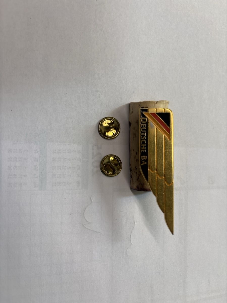Insegne: DEUTSCHE BA  Uniform Pin – Usato da Unterengstringen venduto da hab_dyp5