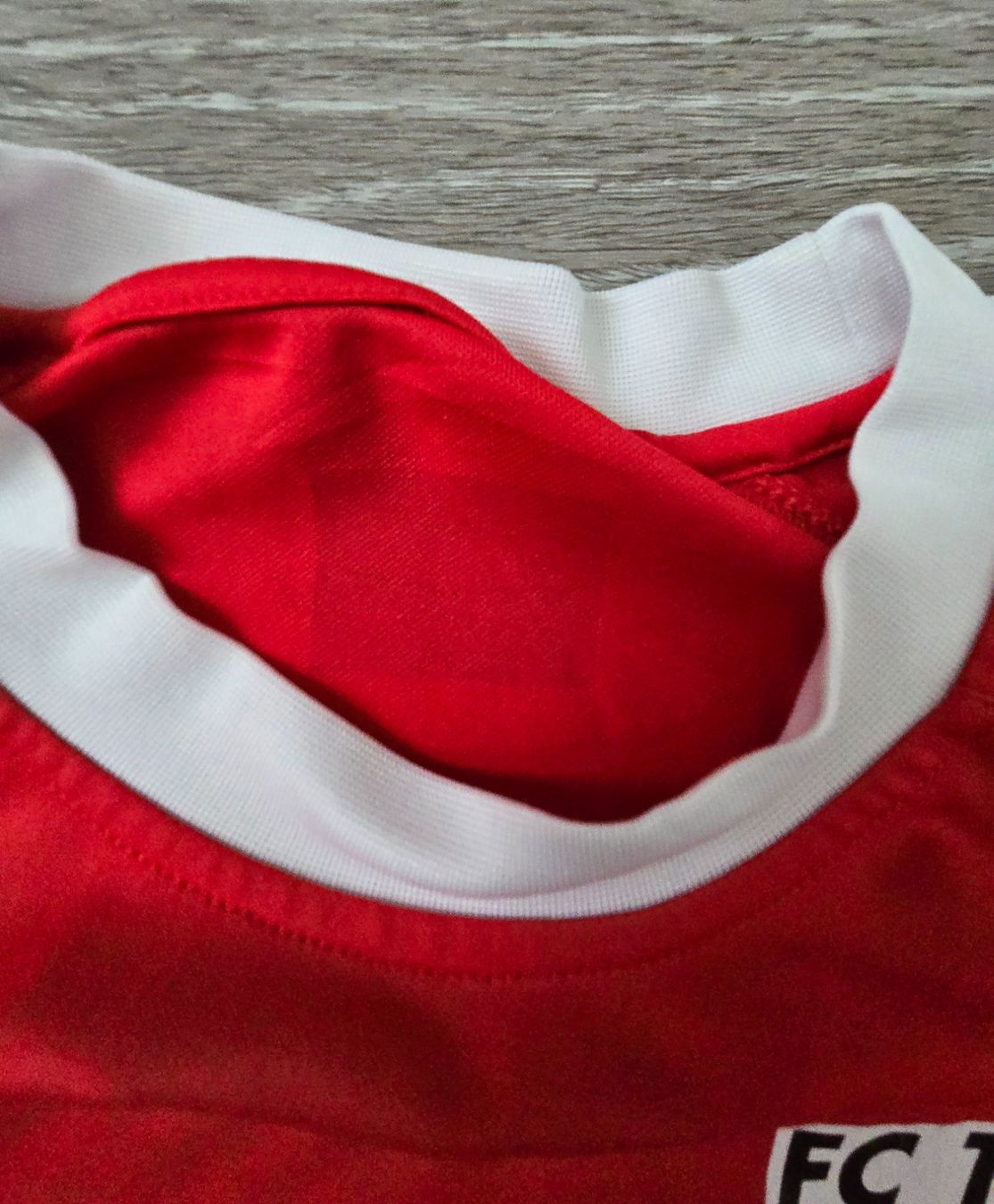 Hummel Leibchen & Hosen: FC Thun | 2005/07 – Gebraucht aus Zollbrück von  3