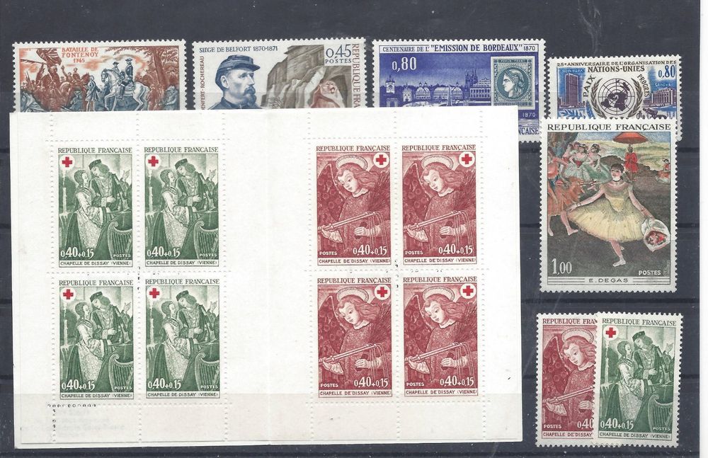 FEUILLET FRANCE N°F4699 SOLIDARITÉ CROIX-ROUGE TIMBRES NEUFS** 2012