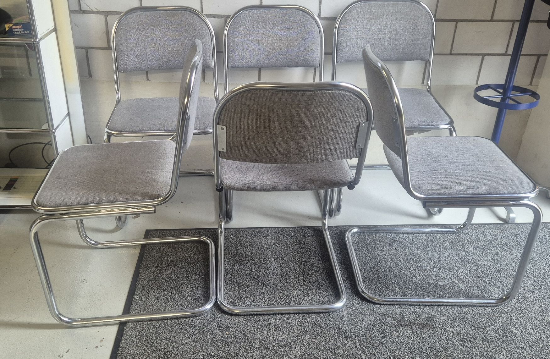 Stühle: Vintage Freischwinger 70er Stuhl Space Age – Gebraucht aus Meilen von COSTA_ABC 5