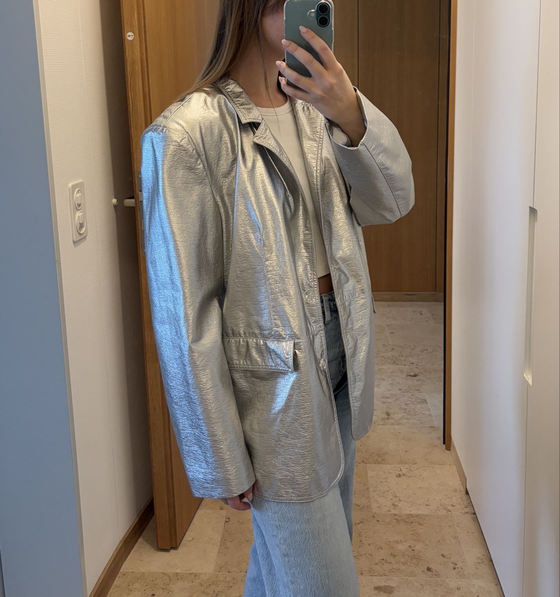 Giacche: Oversized Blazer Kunstleder silber – Usato da Zürich venduto da viv_nevi 3