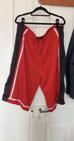 Basketball Shorts SP Collection rot schwarz Grösse L