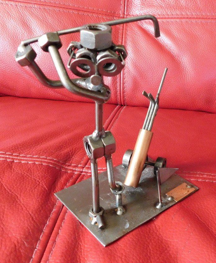 Sculture & Statue: Schraubenmännchen, Golfer – Usato da Villnachern venduto da Schnugelchen 1