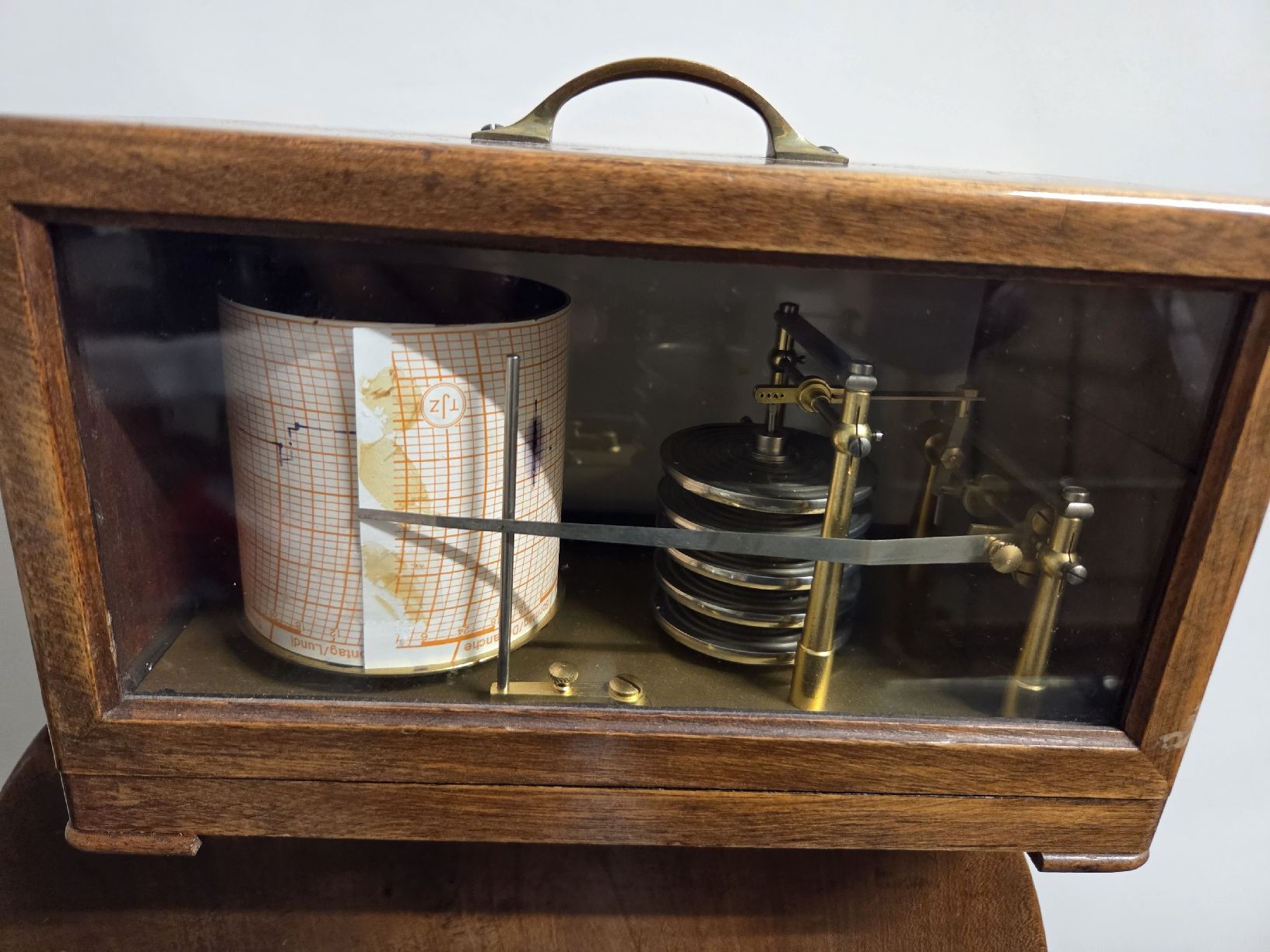 Altri elettrodomestici e apparecchi d’epoca: Barograph Messinstrument Holzgehäuse  – Usato da Dietikon venduto da Allegra34