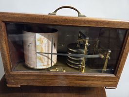 Barograph Messinstrument Holzgehäuse 