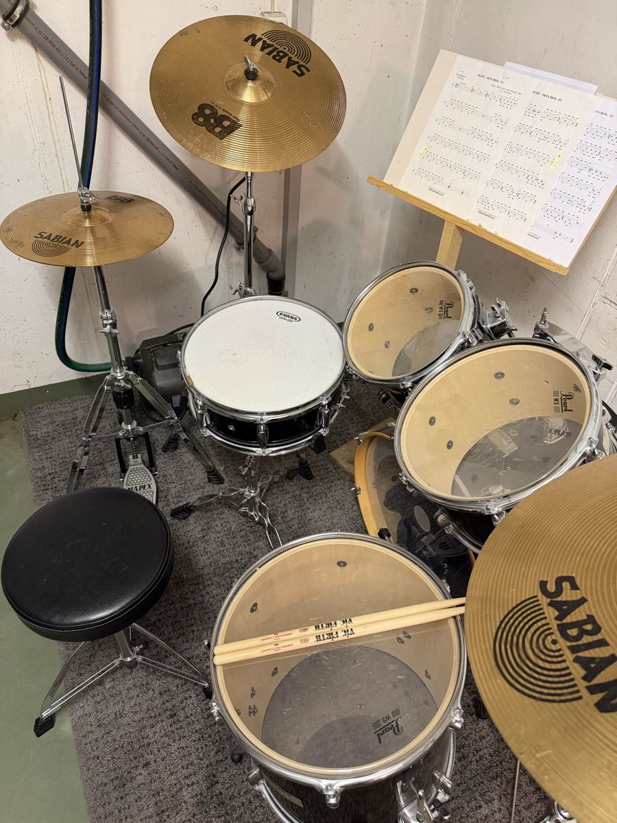 Sabian Musikinstrumente: Schlagzeug – Gebraucht aus Wenslingen von dusty77