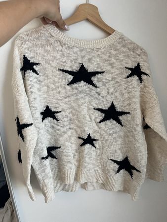Zara Knitwear Mädchen Strickpullover Creme mit Sternen Gr. 1