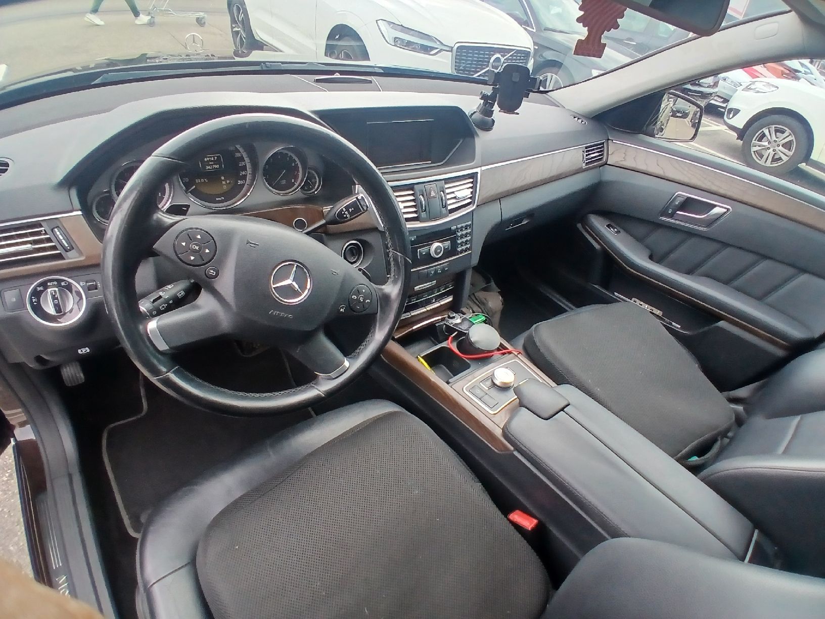 Mercedes-Benz Autos: Mercedes E250 CGi BlueEFFICIENCY – Gebraucht aus Schönenwerd von dom_npd2 7
