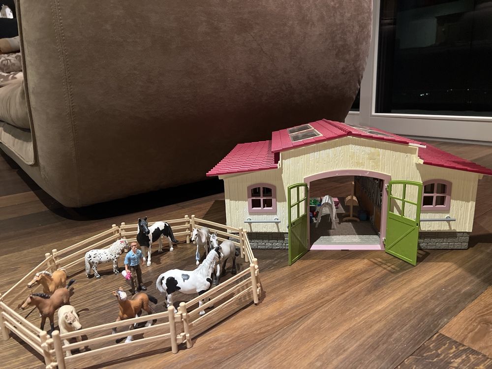 Schleich großer Pferdestall mit Koppel | Kaufen auf Ricardo