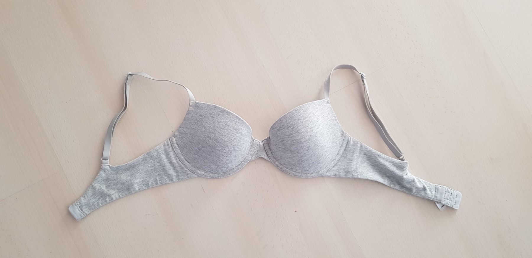 Altra biancheria intima: BH mit Bügeln 75B – Usato da Walterswil SO venduto da Mama_noel
