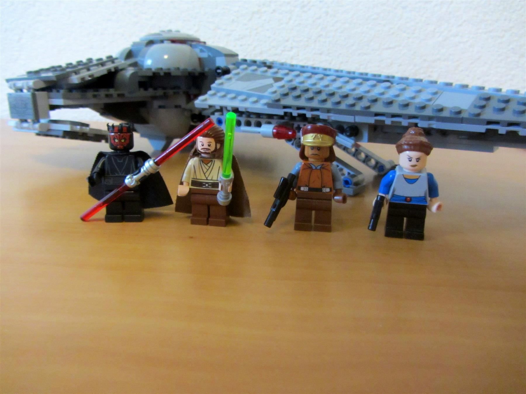 Lego Kit di costruzioni: LEGO Star Wars 7961 "Darth Maul's Sith Infiltrator " – Usato da Kreuzlingen venduto da Han-Solo-68 2