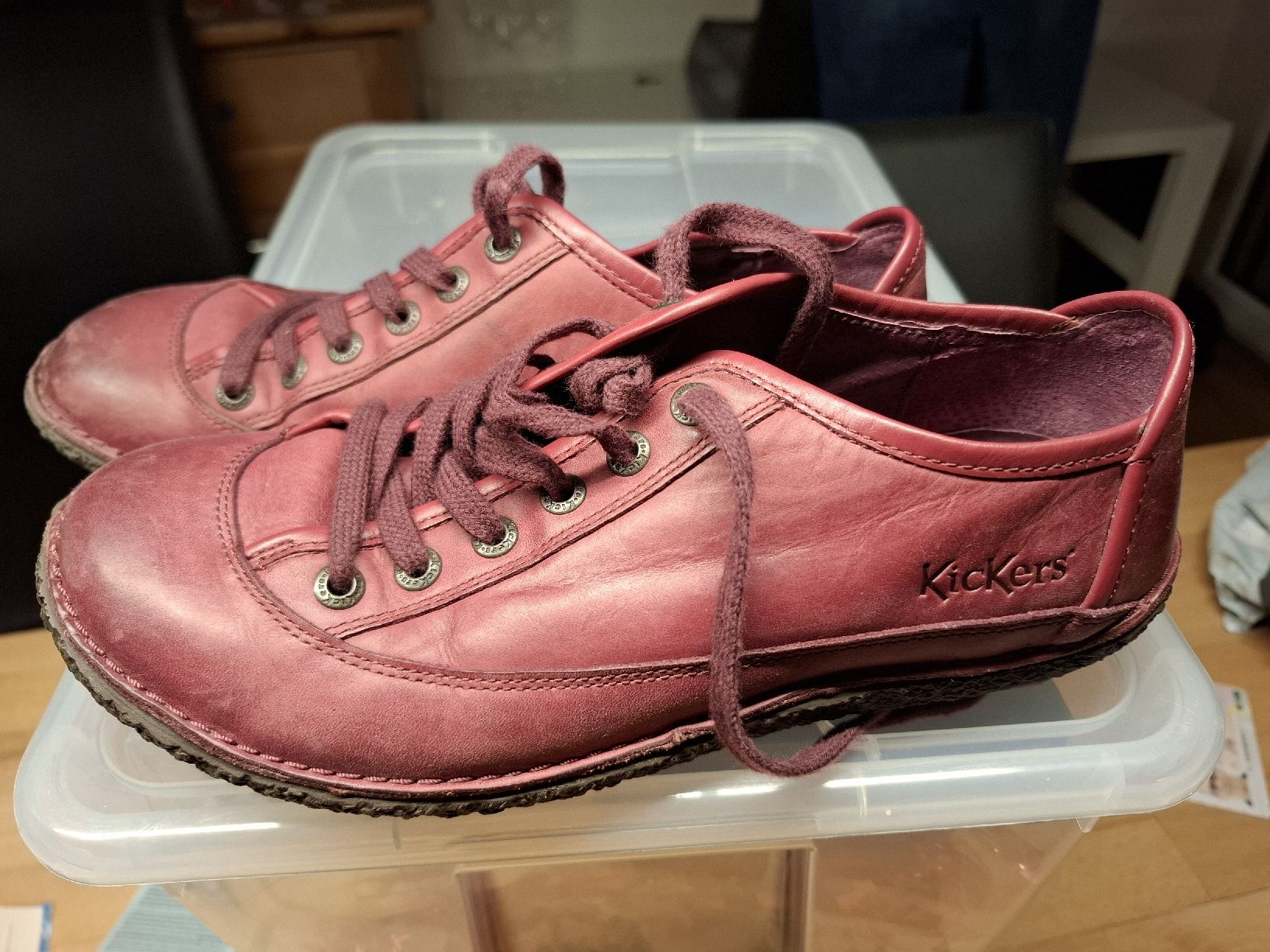 Kickers Scarpe da donna: Kickers Lederschuhe Gr. 38 weinrot Damen – Usato da Dietikon venduto da zweiumzug 2